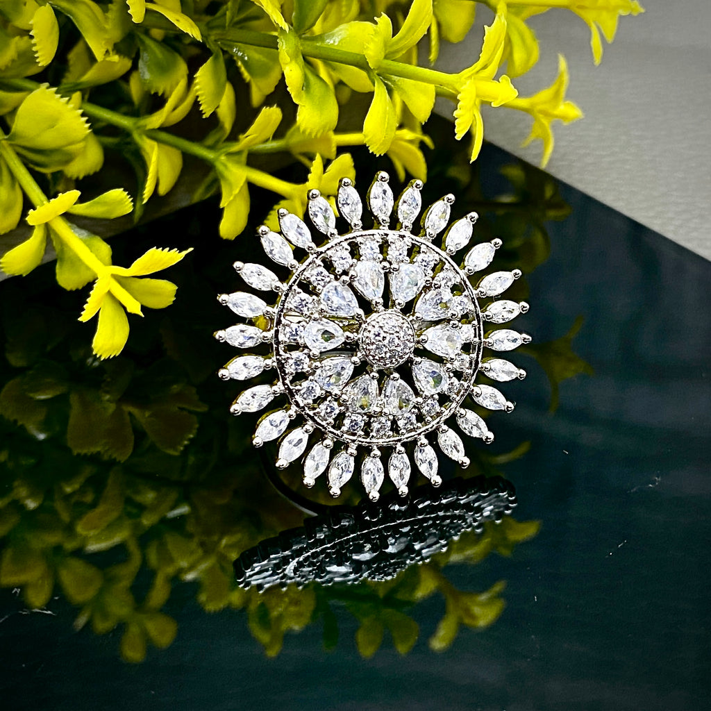 14K White Gold Abstract Diamond Fashion Ring