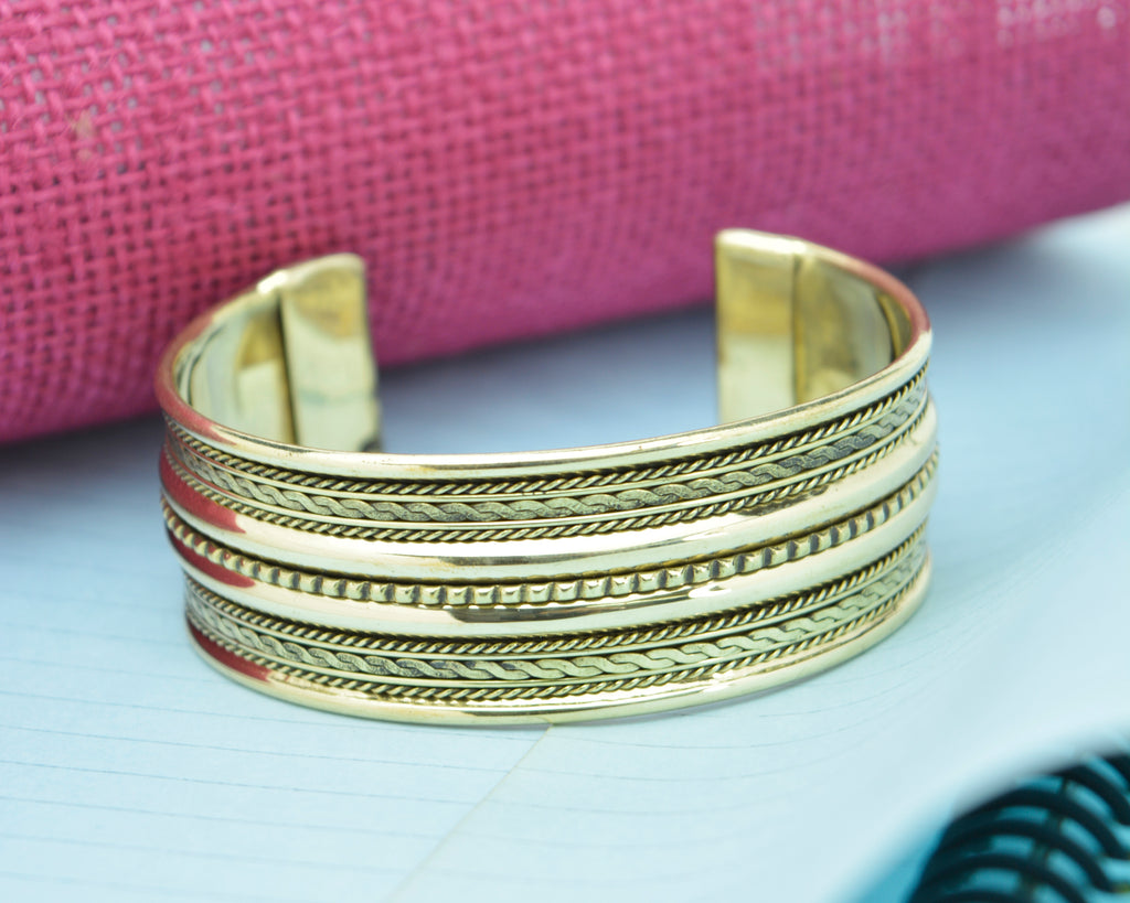 Antique Brass Twisty bracelet from Niger | Beadparadise.com