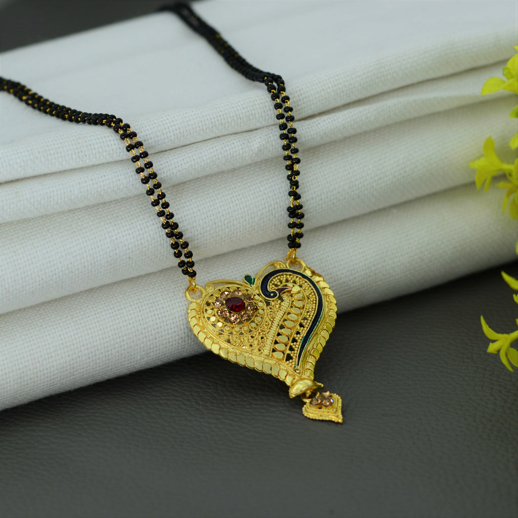 Mangalsutra hot sale heart design